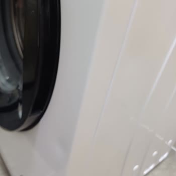 Vestel'den Alınan Çamaşır Ve Kurutma Makinelerinde Çukur Ve Kabarıklık