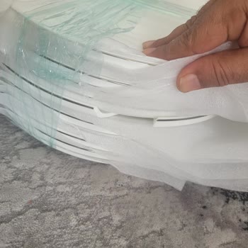 Kırık Ve Basım Hatası Olan Yemek Takımı Özensiz Paketleme Ve Müşteri Hizmetleri Sorunu