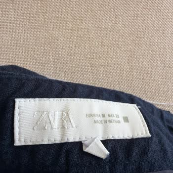 Zara Pantolonunda Arka Cep Sorunu Ve Kalite Şikayeti