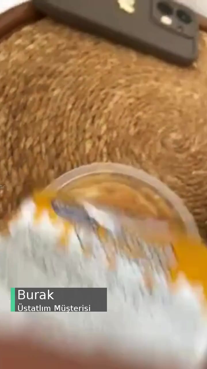 Üstatlım Şoktan Aldığım Tarihi Geçmemiş Tatlıda Küf Var videonun kapak resmi