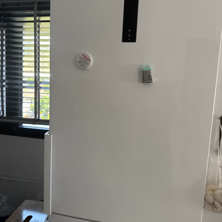Soğutmayan Vestel Buzdolabı, Tekrarlanan Servis Sorunları Ve Acil Sıfır Değişim İsteği