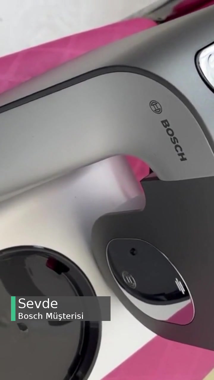 Bosch Mutfak Şefi Mum58359/10 Modelinin İçine Kıyma Kaçmış Ve Pis Koku videonun kapak resmi