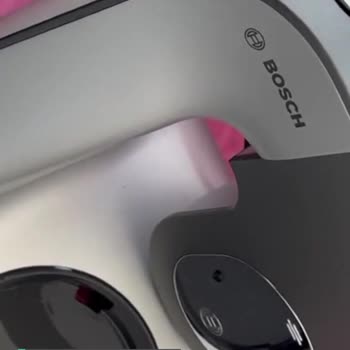 Bosch Mutfak Şefi Mum58359/10 Modelinin İçine Kıyma Kaçmış Ve Pis Koku