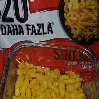 Cerezza Sinema Peynir Ve Soğan Aromalı Çerezlerde Kırıntı Sorunu