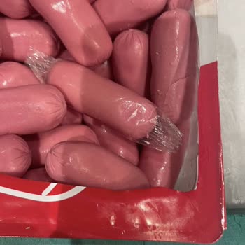 Lezita Sosislerinde Plastik Kalıntı Sağlık Riski Ve Görmezden Gelinen Şikayetler