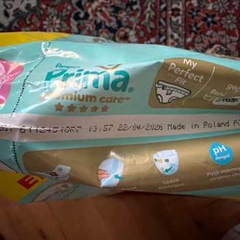 Parfümlü Bebek Bezinde Şiddetli Cilt Yaraları Ve Sürekli Değişim Zorluğu