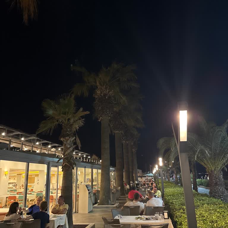 Palm Wings Davutlar Otelinde Restoran Servisinin İlgisizliği