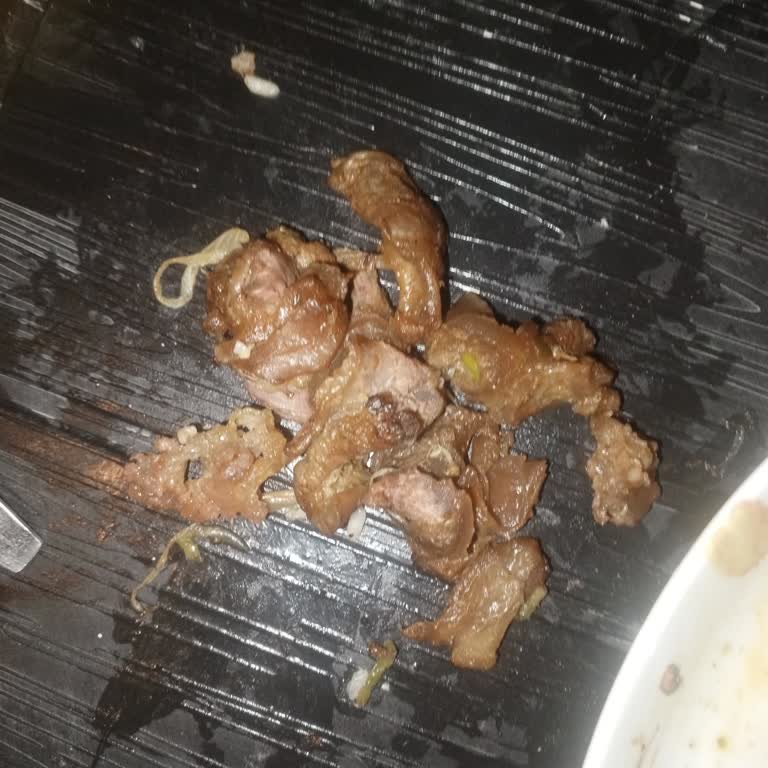 Yalova Çiftlikköy Şubesinde Kuşbaşı Etin Aşırı Yağlılığı Misafirleri Mahcup Etti