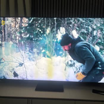 Samsung TV’de Tekrarlayan Sarı Şerit Arızası Ve Mağduriyetim