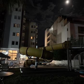 Sea Point Otel Kuşadası Bırakın Her Şey Dahili Temel Bir Pansiyondan Bile Çok Uzak