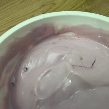 Küflü Sek Quark Ürünü Çocuk Sağlığını Tehdit Ediyor
