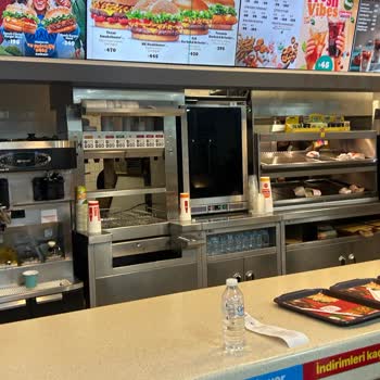 Burger King Sipariş Verdiğimize Pişman Olduk