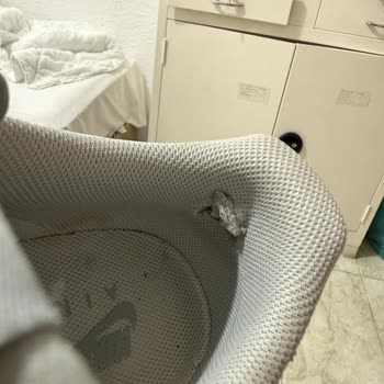 Ayıplı Nike Air Force Ayakkabısı İçin Sneaks Up Mağazasından Değişim Ve İade Talebi
