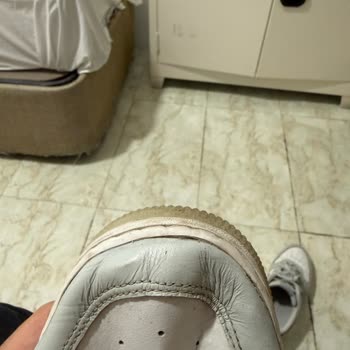 Ayıplı Nike Air Force Ayakkabısı İçin Sneaks Up Mağazasından Değişim Ve İade Talebi