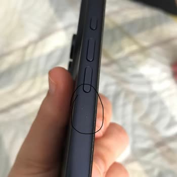 İPhone 17 Pro’da Boya Atması Ve Gövde Soyulması