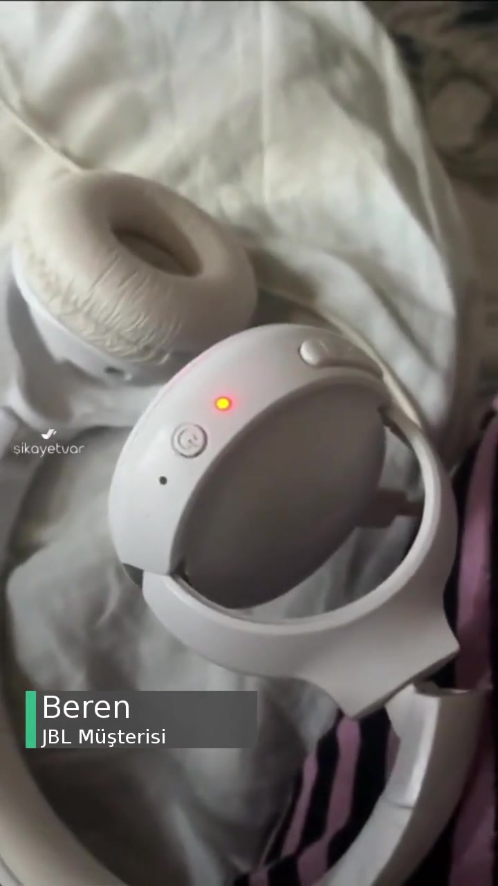JBL 520bt Kulaklıkta Kulakta Bağlantı Kopması Ve Açılmama Sorunu videonun kapak resmi