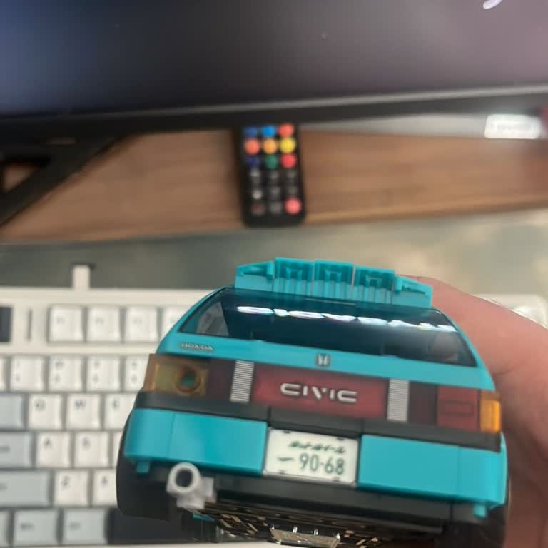 Hot Wheels Speed Serisi Custom '90 Honda Civic Oyuncakta Eksik Stop Parçası