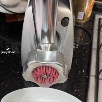 Tefal Kıyma Makinesi Başlığı Yalpalıyor