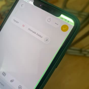 EasyCep Yenilenmiş İPhone 11 Pro Max’ta Ekran Ayrılması Ve Garanti Reddi
