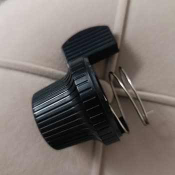 Gaz Kolu Kırıldı, Elektrikli Scooter İçin Yedek Parça Bulunamıyor