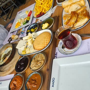 Mado Sivas Şubesinde Böcekli Gıda Ve Hijyen İhmalı
