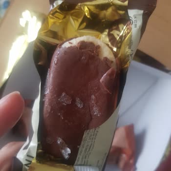 Soğuk Zinciri Bozulmuş Dondurmalarda Mide Ağrısı Şikayeti