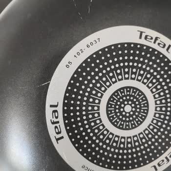 Tefal Wok Tava Kaplaması Kısa Sürede Soyuldu Ayıplı Ürün İadesi Talebi