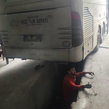 Araç Arızası Ve Rehberin Kırıcı Tutumu