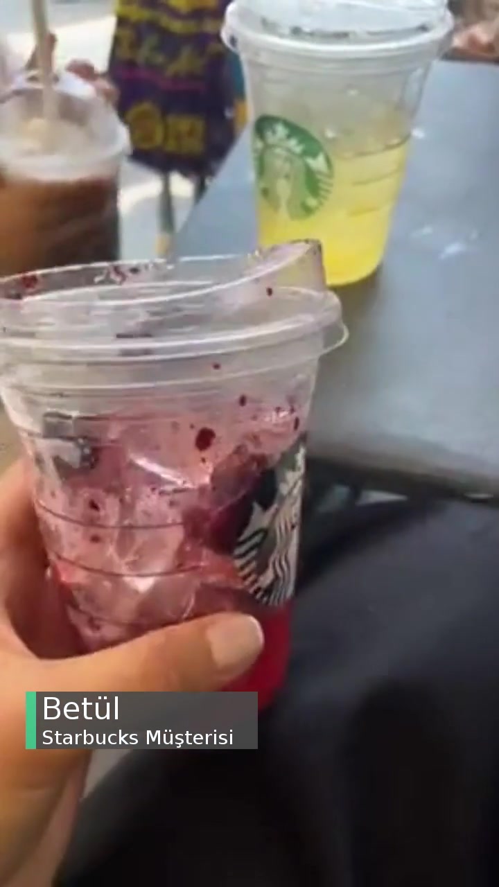 Starbucks Yetersiz İçecek, Fazla Buz videonun kapak resmi