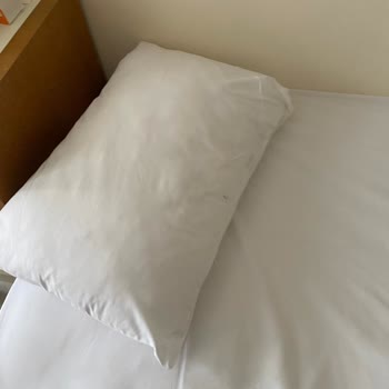 İlan Edilen Çocuk Ranzaları Yerine Portatif Yataklar Verildi