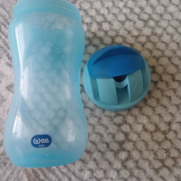 Ve Baby Suluk Bardak Pipeti Hemen Yırtıldı, Yedek Pipet Yokluğu Müşteriyi Mağdur Ediyor