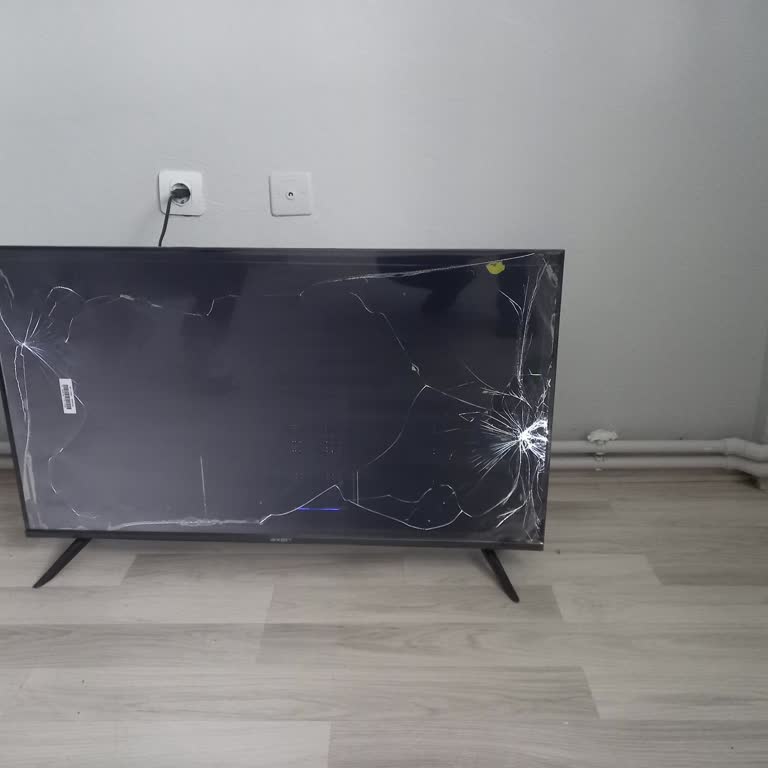 Kırık TV İadesi Reddi, Servis Raporu Göz Ardı Edildi