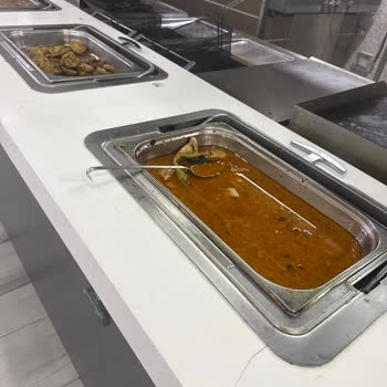Ödenen 107 Bin TL'ye Karşı Yetersiz Restoran Ve Umursamaz Personel