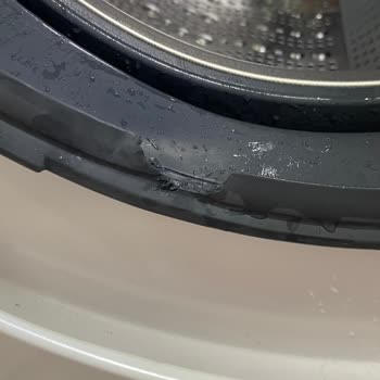Bosch Çamaşır Makinesinde Lastik Aşınması Ve Garanti Değişim Talebi