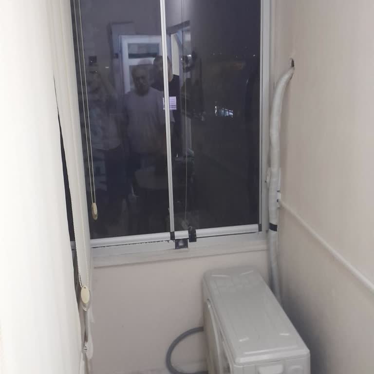 Daikin Airfel Dış Ünitesinin Balkon Üzerinde Olması Ve Taşıma Talebine Cevap Gelmemesi