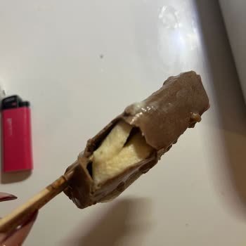 Erimiş Dondurma Ve Bozulmuş Baklava İçin Ücret İadesi Talebi