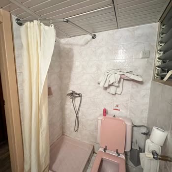 Tatilbudur Tur Görevlisinin Zorla 50 Euro Şehir Vergisi Talep Etmesi Ve Tehditli Mesajları