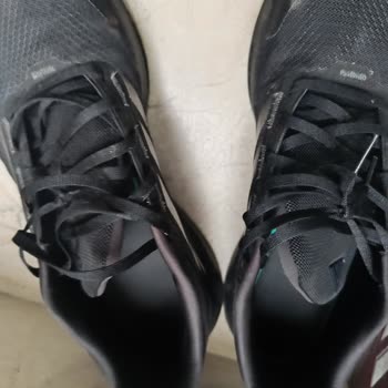 Kulakçık Kayması Ve Çorap Görünürlük Sorunu Nedeniyle Adidas Ayakkabı Değişimi Talebi