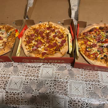 Pan Hamurlu Soğuk Pizza İçin Ücret İadesi Talebi
