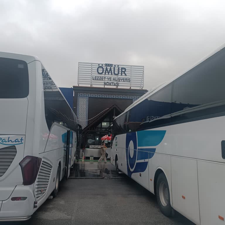Ücretli Tuvalet Ve Dar Koltuklar Kamil Koç’u Memnuniyetsiz Bıraktı