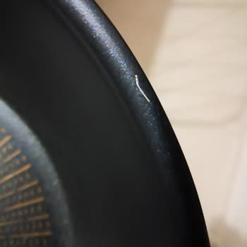 İlk Kullanımda Çizilen Tefal Tava: Garanti Ve Değişim Talebi