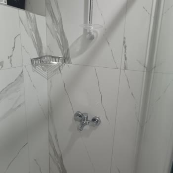 Yanıltıcı Alkolsüz Tanıtım Ve Kötü Otel Koşulları Nedeniyle Kısmi Ücret İadesi Talebi
