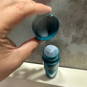 Rexona Deodorant Şişesi Sızdırıyor, Ürün Boşa Gitti