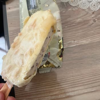 Magnum Beyaz Dondurmasında Hijyen Sorunu Ve Güven Kırılması