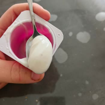 Böğürtlenli Üründe Kıl Ve Yabancı Maddeler Çıktı, Çocuk Sağlığına Tehdit