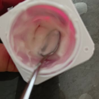 Böğürtlenli Üründe Kıl Ve Yabancı Maddeler Çıktı, Çocuk Sağlığına Tehdit