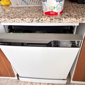Arçelik Bulaşık Makinesi Kapağı Açılıyor, Köpük Bırakıyor Ve Servis Sorunu Çözmüyor