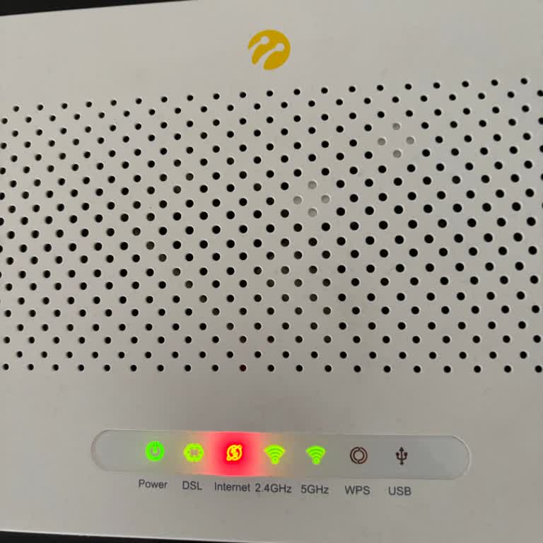 Sürekli Kesilen İnternet Ve Teknik Ekip Gelmemesi