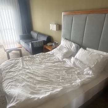 Obilet’te Yanıltıcı Oda Görseli Ve Kapalı Havuz Bilgisi