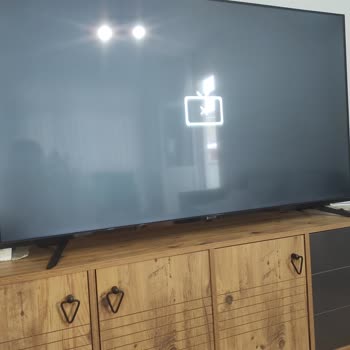Dijitsu 65 İnç Televizyonda YouTube Ve Kanal Sorunları Yazılım Güncellemesi Talep Ediliyor